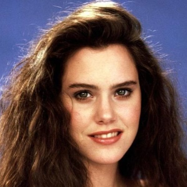 Ione Skye