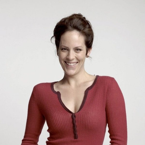 Annabeth Gish