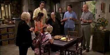 Watch Everybody Loves Raymond Season 5, Episode 13: Super Bowl