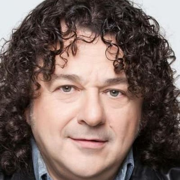 Игорь Саруханов