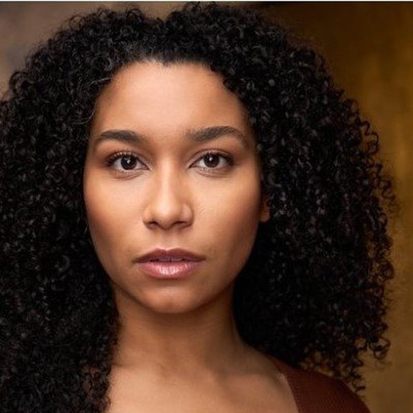 Elena Victoria Feliz