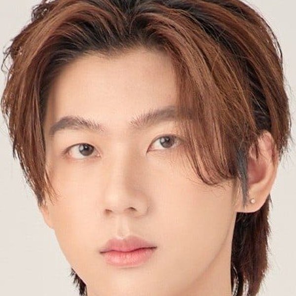 พนัชษ์กรณ์ ฤกษ์ศิริอารี