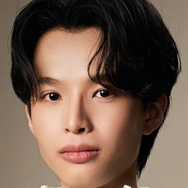 เบส ผดุงศักดิ์