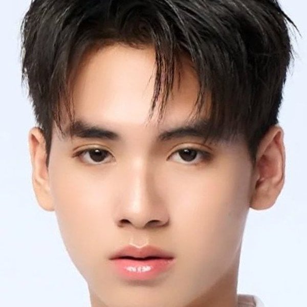 จิรชาติ บุษปวนิช