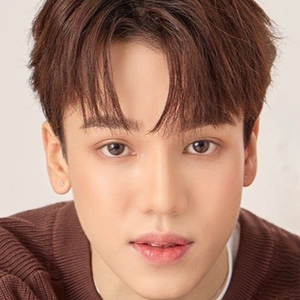 ณัฐนนท์ ทองแสง