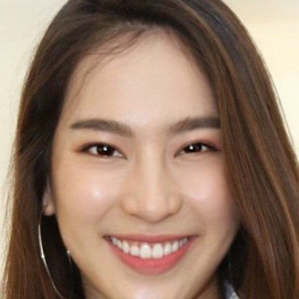 อภิชญา พานิชตระกูล