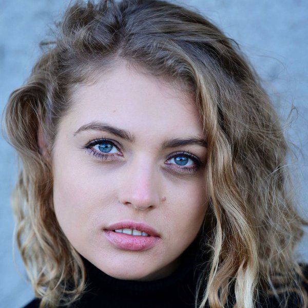 Nicola-Rabea Langrzik