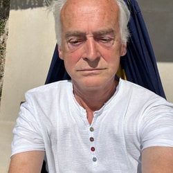 avatar de du commentaire : Je suis mitigé difficile de donner un avis .