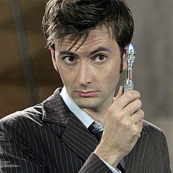 avatar de du commentaire : Très bonne mini série ! J'ai vraiment accroché du début à la fin. L'histoire est vraiment intéressante et prenante. J'ai beaucoup aimé. Et Tennant est...