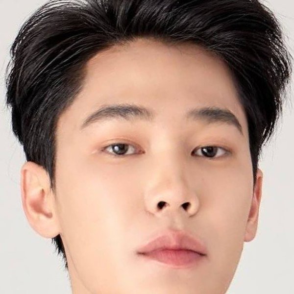 จิรวรรตน์ สุทธิวณิชศักดิ์