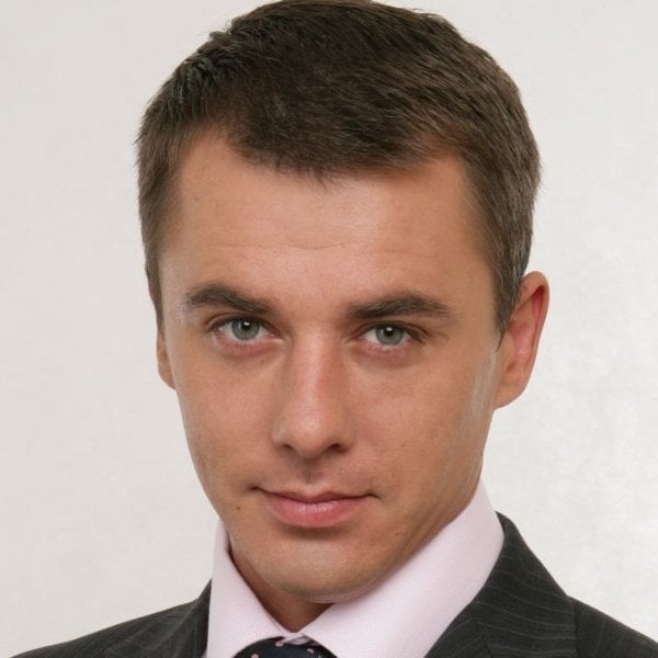 Игорь Петренко