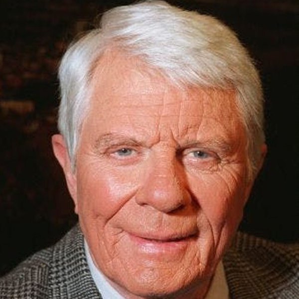 Peter Graves