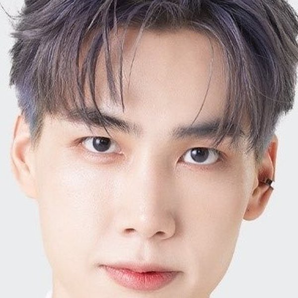 Cheque Wacharawee Kaewpoolsri