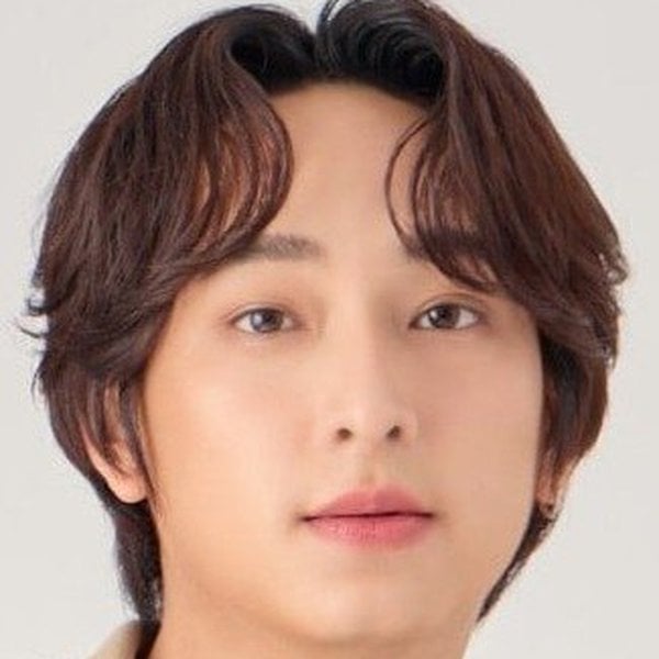 วชิรวิชญ์ เรืองวิวรรธน์