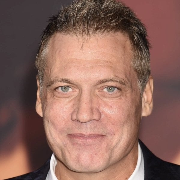 Holt McCallany