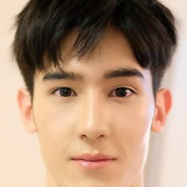 อเล็กซานเดอร์ ไท มาโนยู