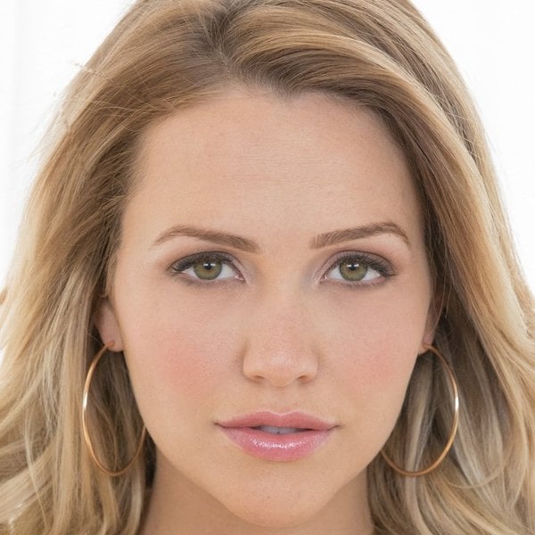 600px x 600px - All Mia Malkova series and films | BetaSeries.com