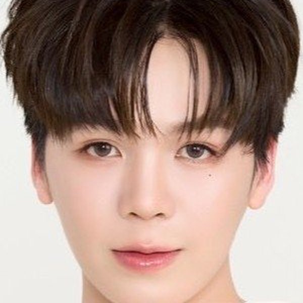 กัษมนณัฏฐ์ นามวิโรจน์