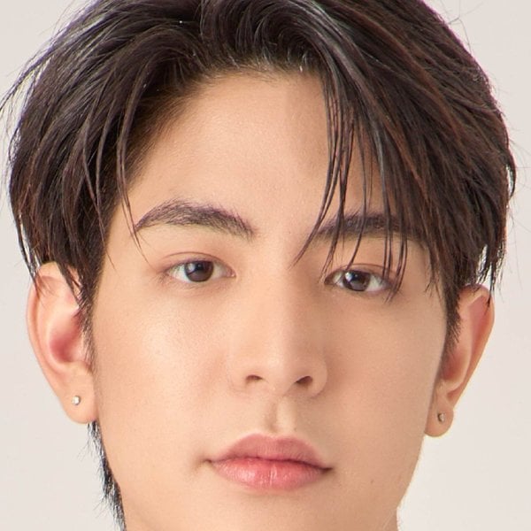 เดชชาติ ทาศิลป์