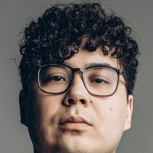 Данияр Тауланов