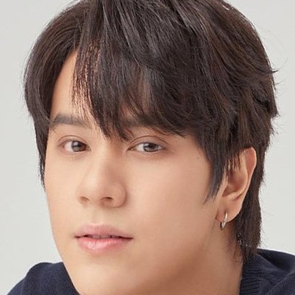 กรภัทร์ เกิดพันธุ์