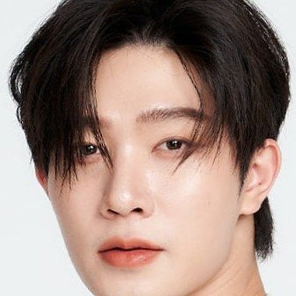 Pharinyakorn Khansawa