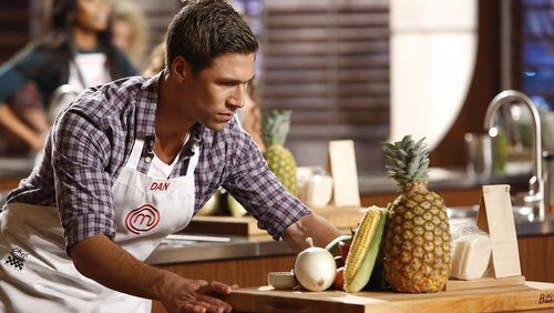 Watch MasterChef (US) season 7 episode 4 streaming online