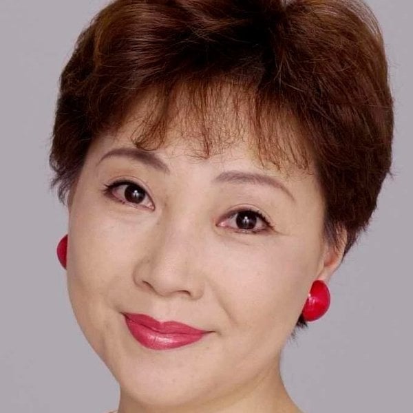 よこざわけい子